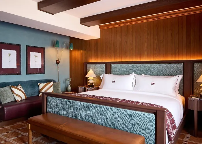 Faraway Jackson Hole 4*