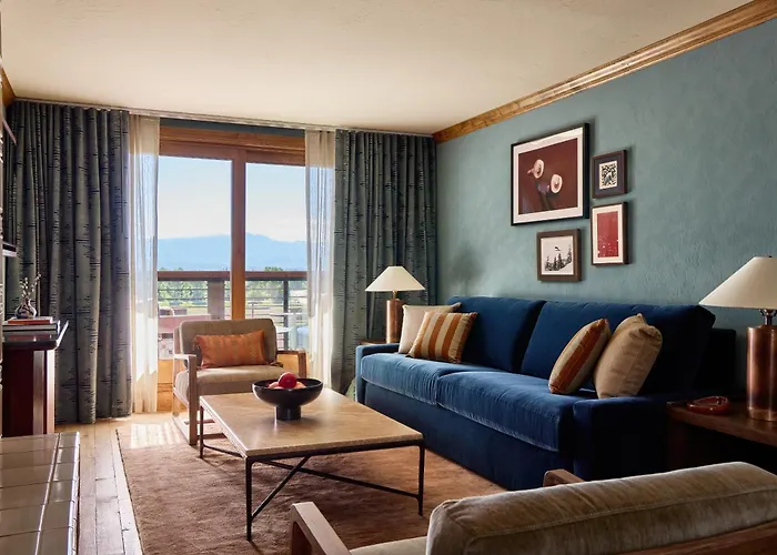 Faraway Jackson Hole Resort 4*